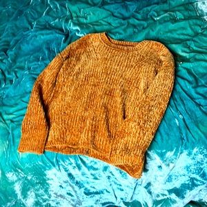 Fall sweater, burnt umber, longsleeved warm